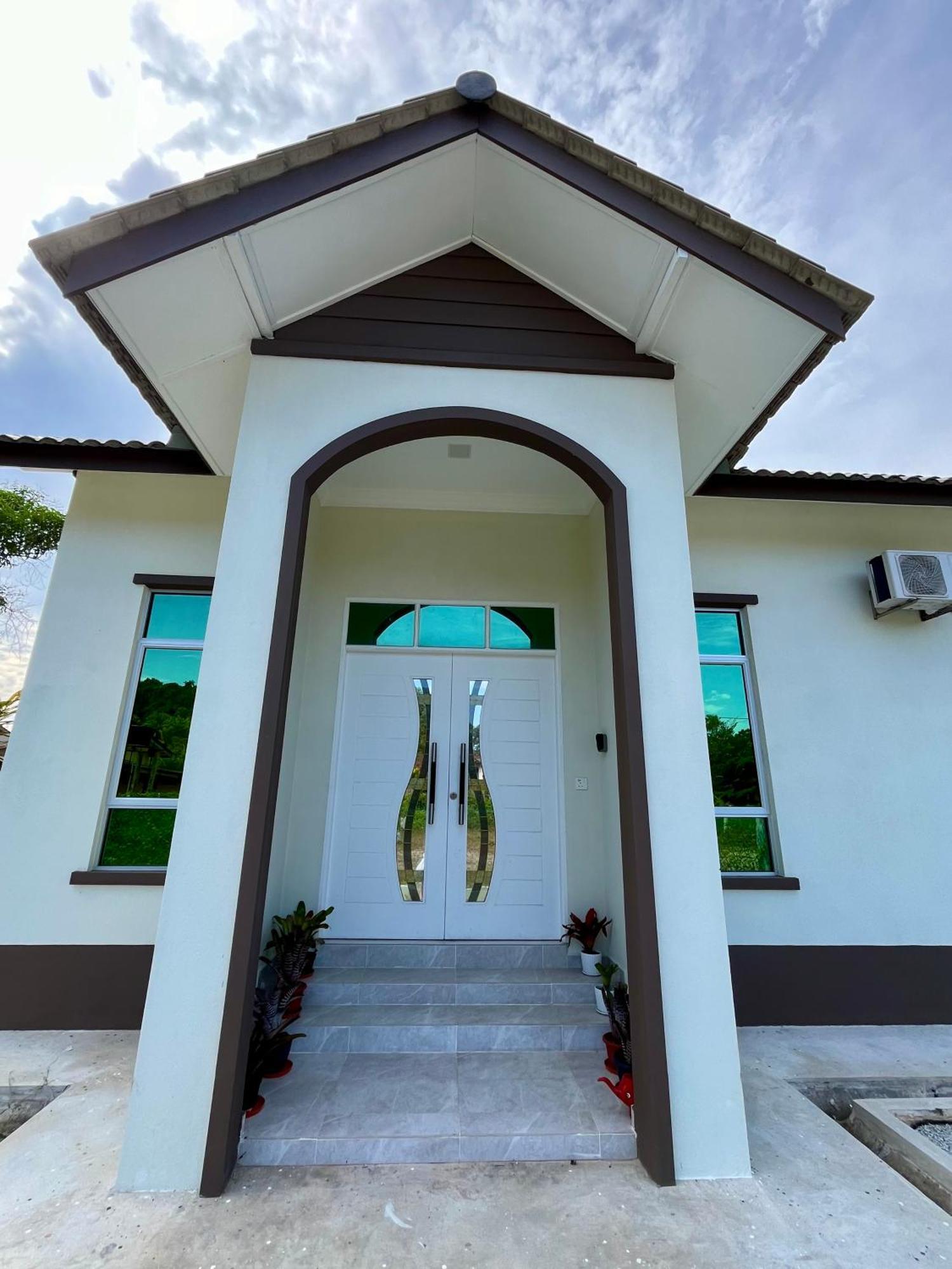 The Broms Villa Kuala Terengganu Exterior photo